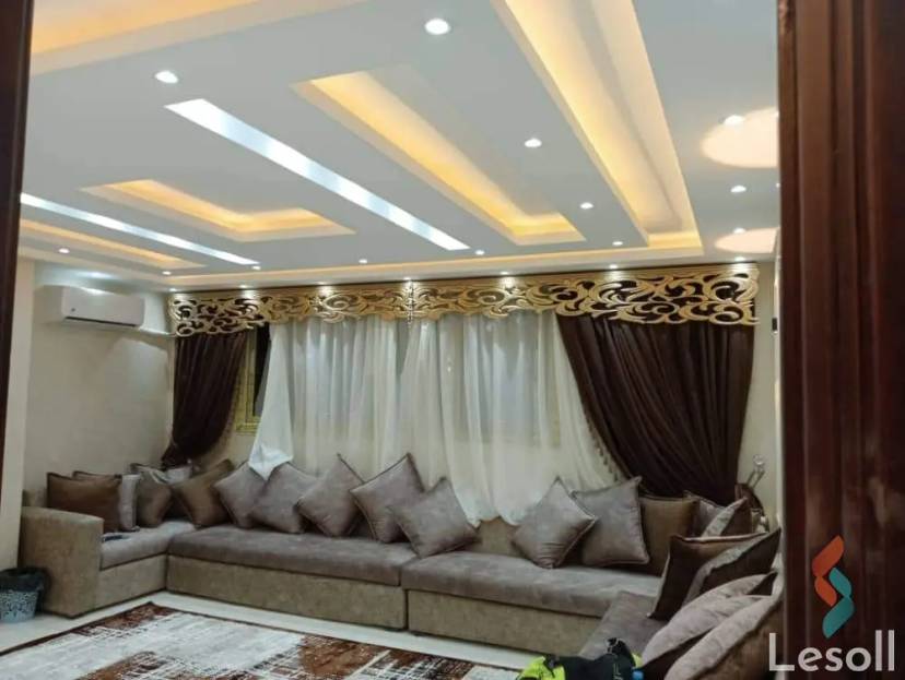  image  شقة للايجار الشهرى مفروشة فرش فندقى فى شارع شهاب الرئيسي بالمهندسين بموقع مميز جدا 