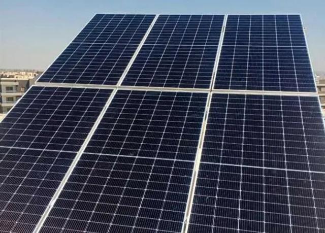إطلاق محطة "جنة" يمثل بداية لعصر الطاقة الشمسية في المدن الجديدة
