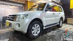 Mitsubishi pajero automatic used white model 2014