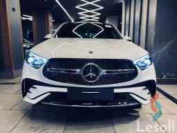 Mercedes-Benz glc 300 automatic new white model 2025