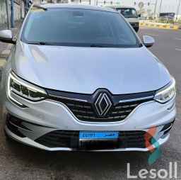 Renault megane automatic used silver model 2022