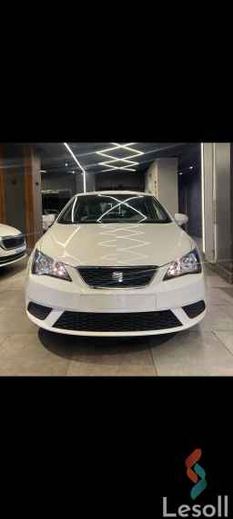 Seat ibiza automatic used white model 2013