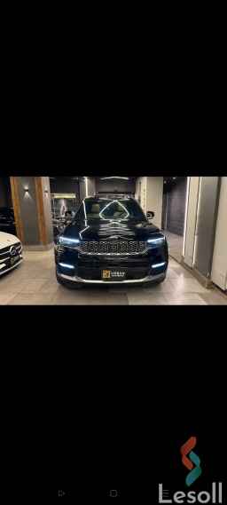 Jeep grand cherokee automatic used black model 2022