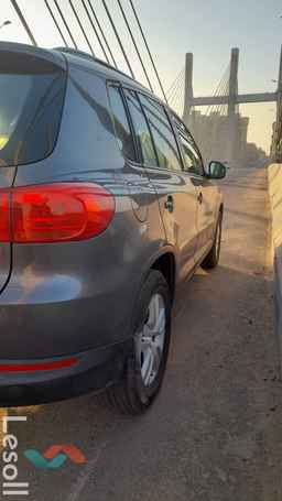 Volkswagen tiguan automatic new silver model 2014