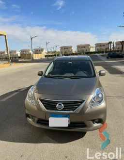 Nissan sunny automatic used bronze model 2014