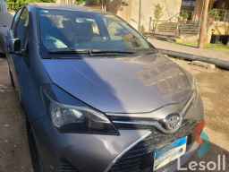 Toyota yaris automatic used silver model 2016