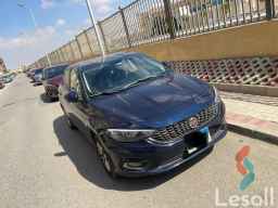 Fiat tipo automatic used navy blue model 2021