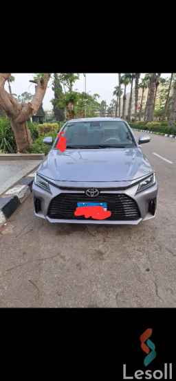 Toyota yaris automatic used dark gray model 2023