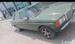 Mercedes-Benz e 200 manual used  model 1977