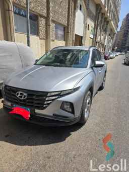 Hyundai tucson automatic used silver model 2022