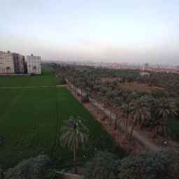 شقه موقع متميز أمام سور الزراعه اول فيصل