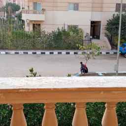 شقه للبيع بسعر مغرى كمبوند العاشر من رمضان