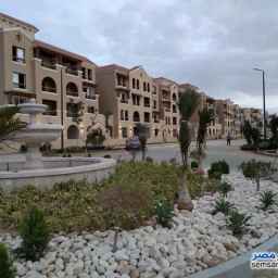 امتلك بقلب الشروق شقة 125م غرفتين +30م رووف كبير في كمبوند المعادي فيو