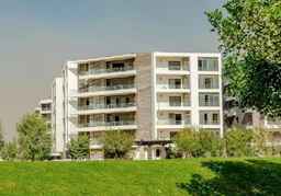 Tajcity “Clubside” Apartment 150 SQM-  Double view 