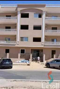 للبيع دوبلكس الدور الارضي مع نصف البدروم ع شارع الرئيسي بمدينة الشروق