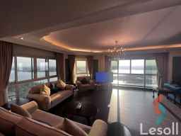 شقه فندقية للبيع في المعادي مطله عالنيل موقع متميز 