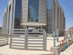 فرصة للمستقبل امتلك محل مرخص في أرقى الاحياء الحيوية بالمنيا الجديدة 