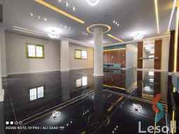 شقه للبيع في حدائق الاهرام البوابه الاولى منطقه ج 