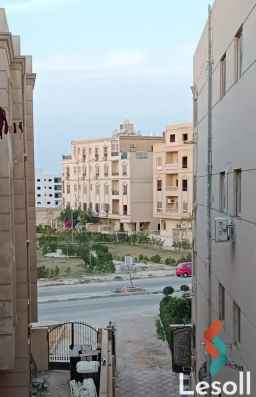 شقة للايجار١٣٥ م بالشروق المنطقة السابعه 