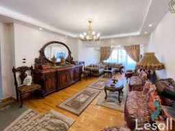 شقة للبيع -130 م - ساباباشا - ع الترام مباشرا - مطلات ع الشارع