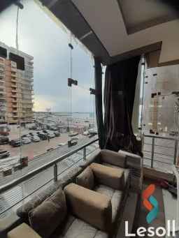 شقة مميزة للبيع أمام شاطئ السرايا – إطلالة بانورامية على البحر