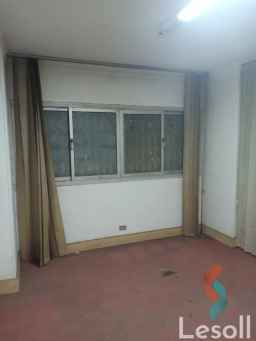 مكتب 150 متر للإيجار يصلح اتيليه أو شركة او عيادة – موقع مميز بمدينة نصر 