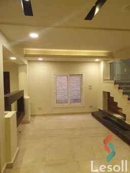 دوبلكس للبيع 330 م² – الياسمين 8، أول صف على التسعين الشمالي