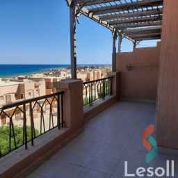 شاليه للإيجار اليومي بالعين السخنة – قرية إمباير ريزورت، إطلالة بانورامية على البحر