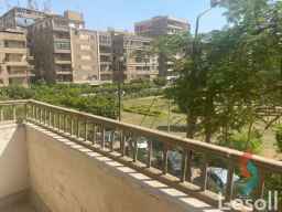 شقة للبيع 140 متر بالقرب من نادي الشمس – تطل على حديقة واسعة