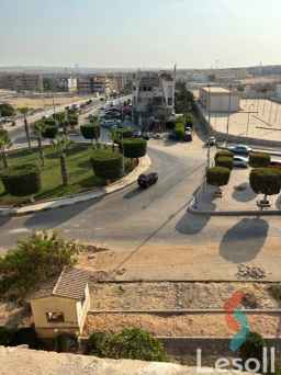 شقه مفروشه ومكيفه بموقع متميز بقلب الشيخ زايد  امام هايبر المحلاوى 