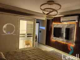 شقة 140 م للبيع بالفرش تشطيب الترا سوبر لوكس تدير عائد شهرى