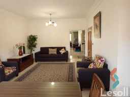 للأسر فقط – شقة مفروشة بالكامل ومكيّفة للإيجار في قلب التجمع الخامس