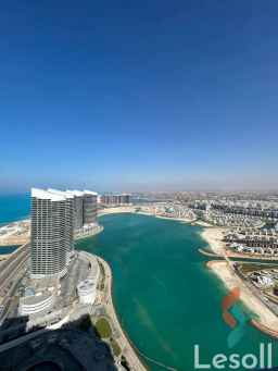 للبيع شالية علي البحر مباشرة تشطيب مودرن بالكامل في قلب  العلمين الجديدة 