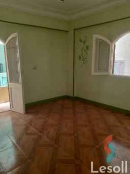 من المالك مباشرة بدون وسطاء منعا للإحراج 