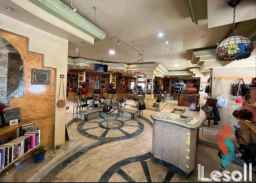 محل للبيع بقلب مصر الجديدة بجوار مترو الاهرام ومستشفي كليوباترا وشارع بيروت