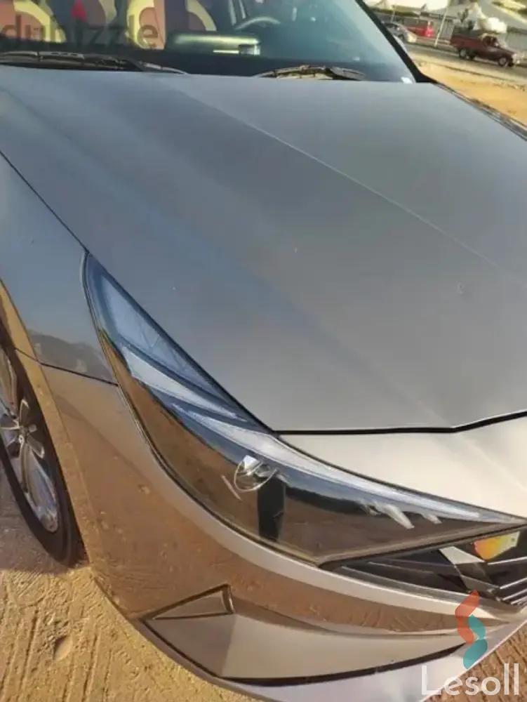 هيونداي إلنترا اوتوماتك مستعملة فضي موديل 2021 - كل الصور