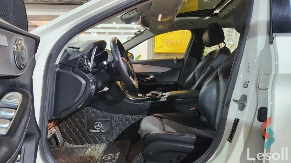 مرسيدس بنز ٢٠٠ سي اوتوماتك مستعملة أبيض موديل 2019 - كل الصور