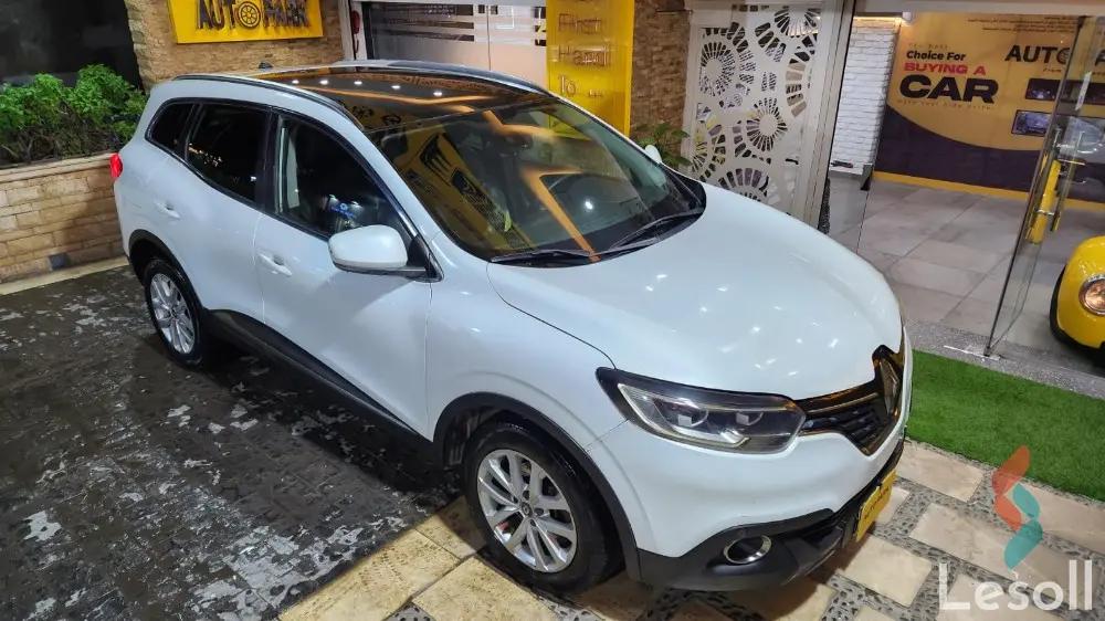 رينو كادجار اوتوماتك مستعملة أبيض موديل 2018 - صورة 3