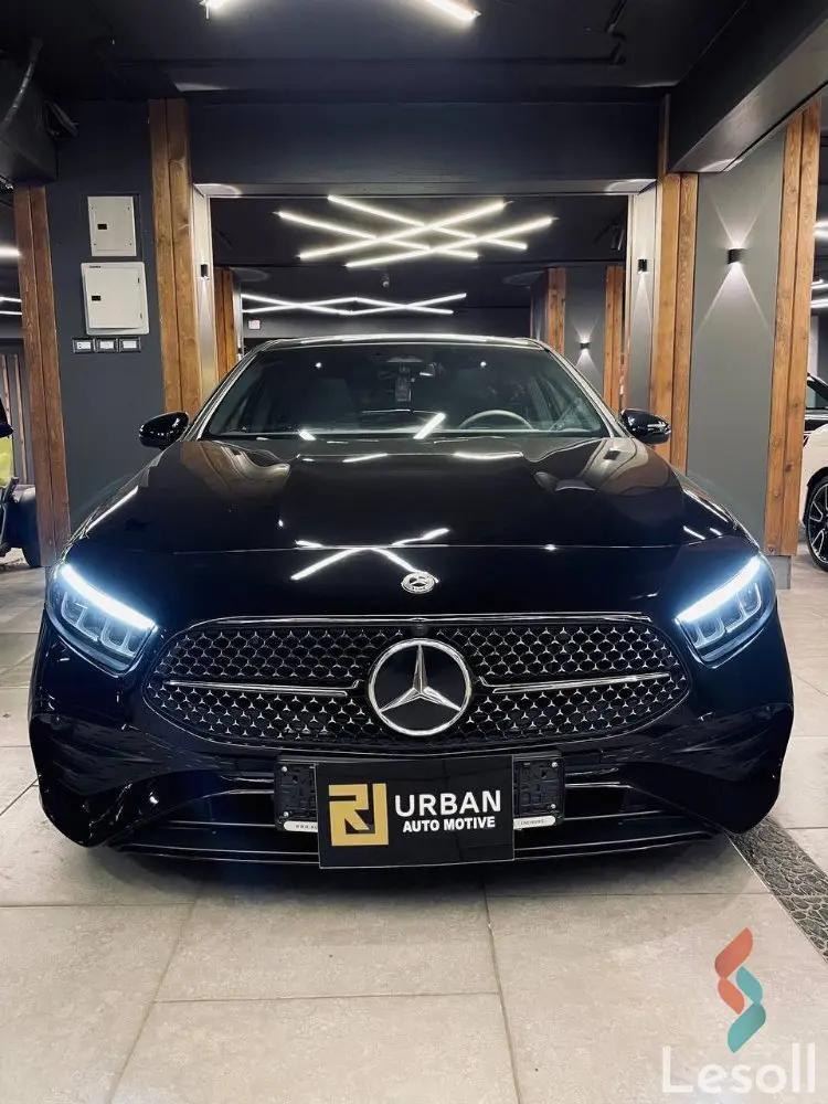 مرسيدس بنز ٢٠٠ سي اوتوماتك جديدة أسود موديل 2023