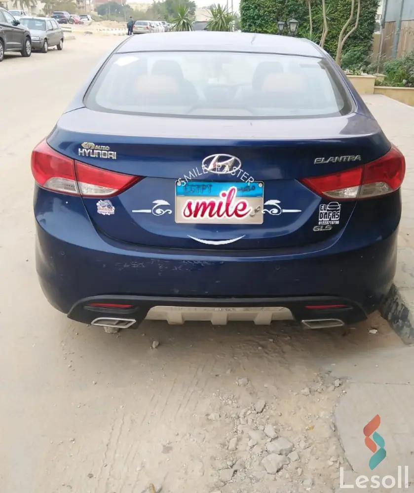 هيونداي إلنترا اوتوماتك مستعملة أزرق موديل 2012 - كل الصور