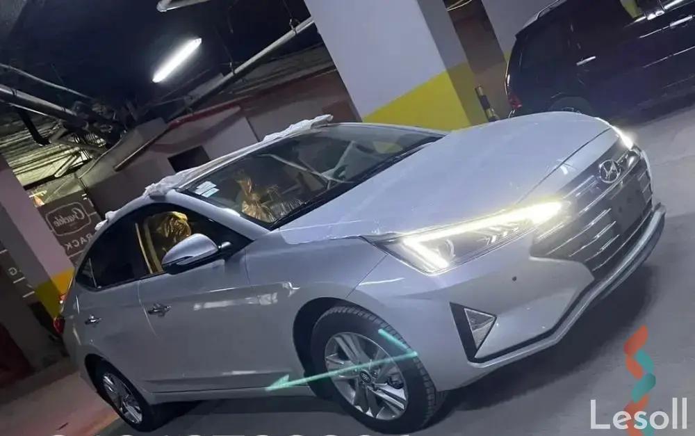 هيونداي إلنترا اوتوماتك جديدة فضي موديل 2025