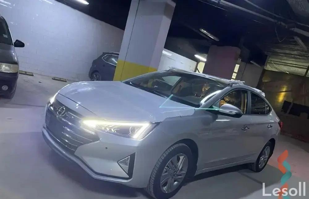 هيونداي إلنترا اوتوماتك جديدة فضي موديل 2025