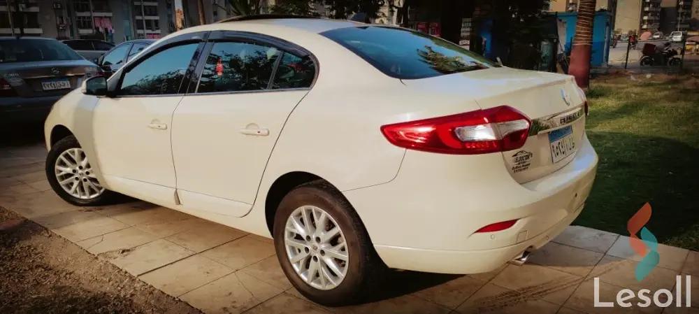 رينو فلوينس اوتوماتك مستعملة أبيض موديل 2016 - كل الصور