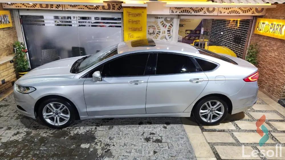 Ford fusion automatic used silver model 2018 - Image 3