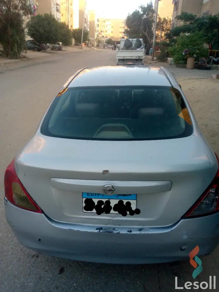 نيسان صني اوتوماتك مستعملة فضي موديل 2015 - كل الصور