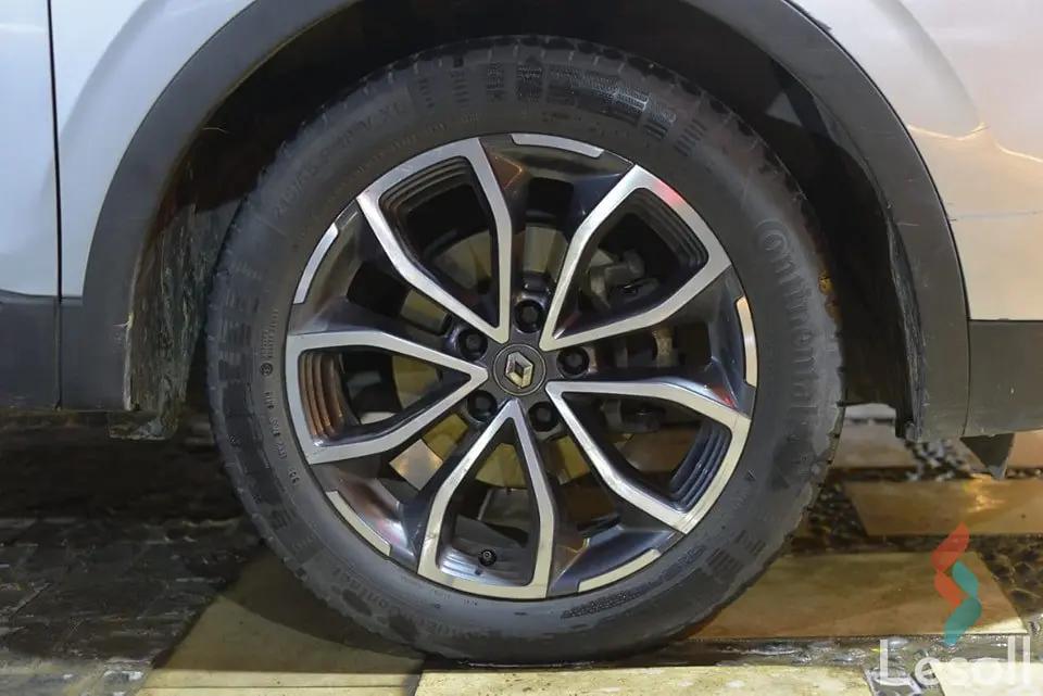 رينو كادجار اوتوماتك مستعملة فضي موديل 2019 - صورة 3