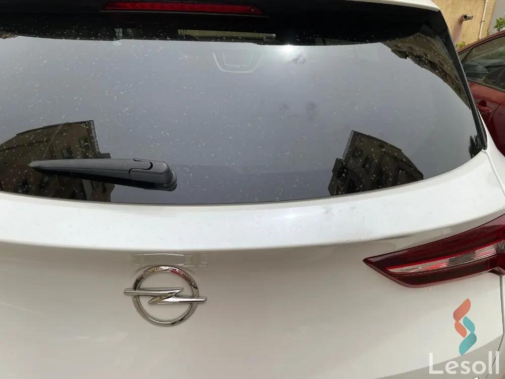 أوبل جراند لاند مانيوال مستعملة أبيض موديل 2019 - كل الصور