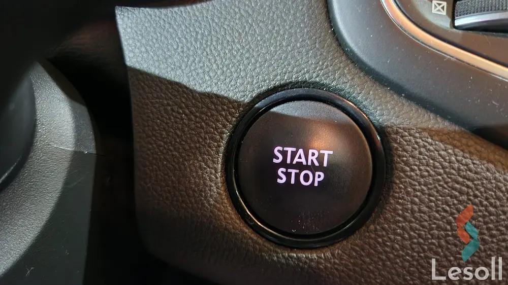 رينو ميجان اوتوماتك مستعملة برونزي موديل 2021 - صورة 3