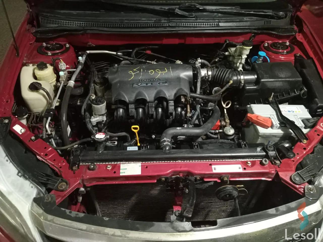 بى واى دى إف 3 مانيوال مستعملة أحمر موديل 2018