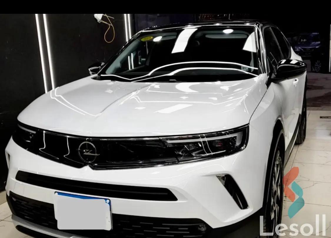 أوبل موكا اوتوماتك مستعملة أبيض موديل 2022